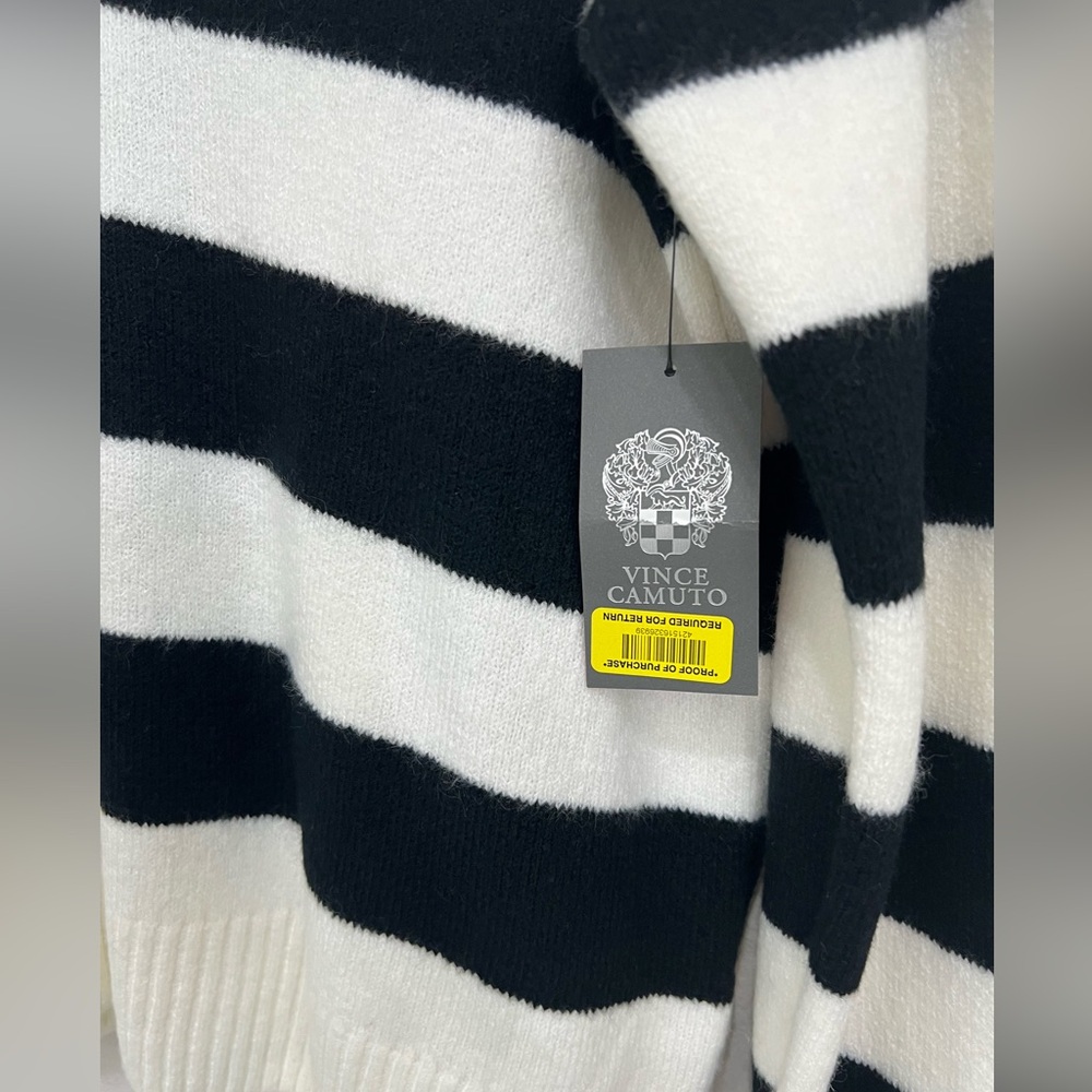 Vince Camuto Preppy Sweater NWT - Picture 5 of 6